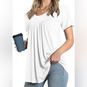 Women's White Pleated Casual Short Sleeve Tunic - Size Medium 🤍✨🤍
